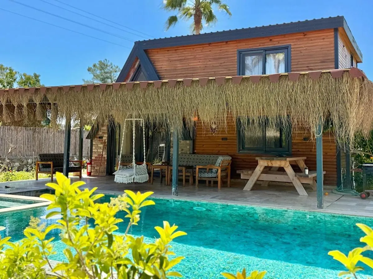 Villa With Hot Pool In Marmaris