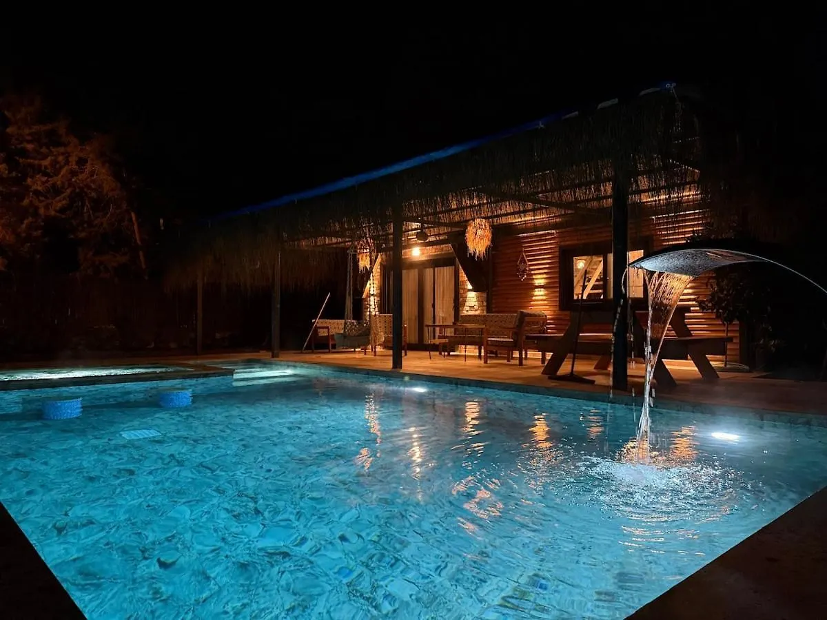 Villa With Hot Pool In Marmaris
